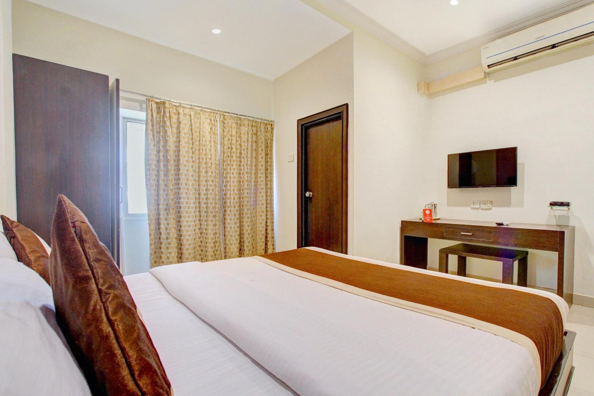 Hotel Super Collection O Alekhya Residency Hyderabad Exterior foto