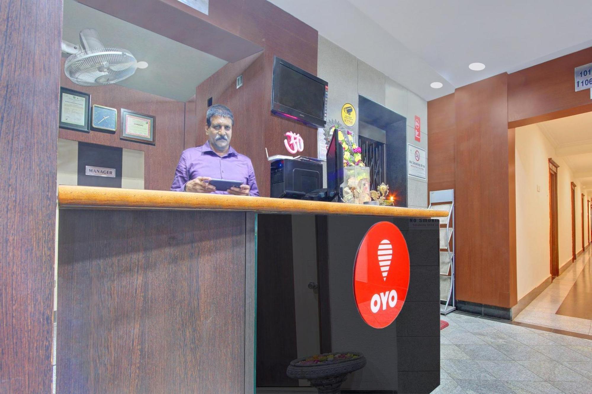 Hotel Super Collection O Alekhya Residency Hyderabad Exterior foto
