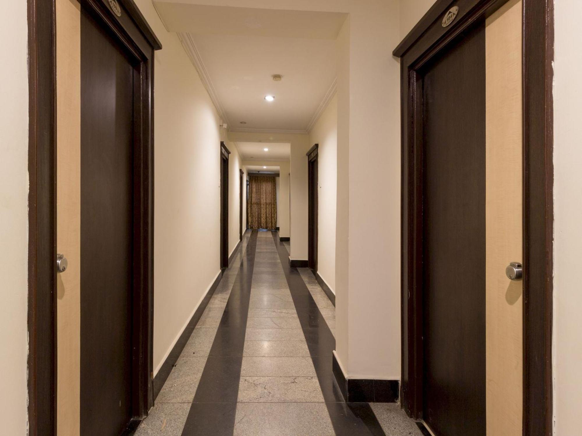Hotel Super Collection O Alekhya Residency Hyderabad Exterior foto