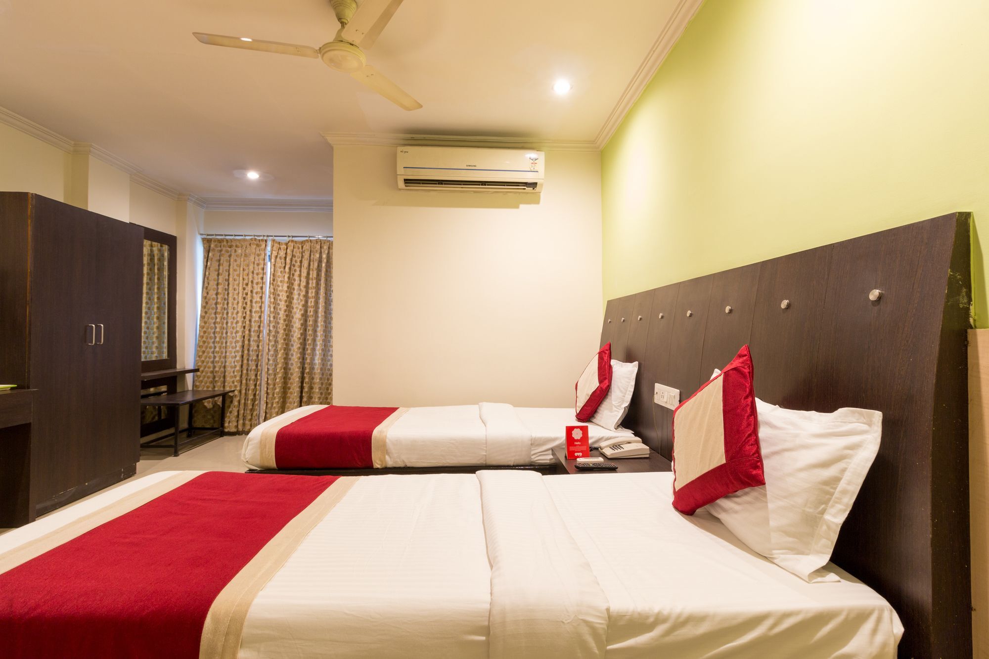 Hotel Super Collection O Alekhya Residency Hyderabad Exterior foto